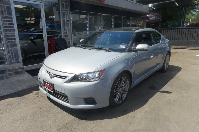 Classic Silver Metallic 2011 Scion tC Base Coupe Front-Wheel Drive 5-Speed Manual