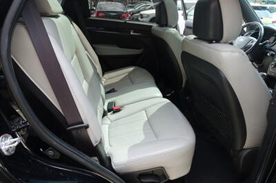 2014 Kia Sorento SX Limited - Photo 22 - Newark, NJ 07104