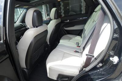 2014 Kia Sorento SX Limited - Photo 16 - Newark, NJ 07104