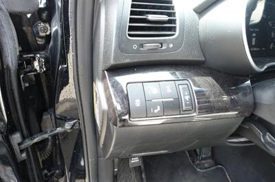 2014 Kia Sorento SX Limited - Photo 25 - Newark, NJ 07104