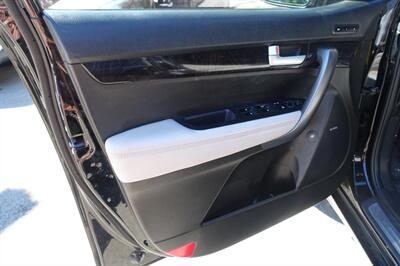2014 Kia Sorento SX Limited   - Photo 11 - Newark, NJ 07104