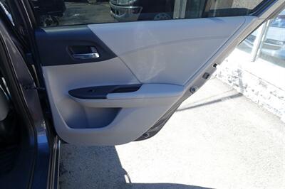 2013 Honda Accord EX-L V6   - Photo 17 - Newark, NJ 07104