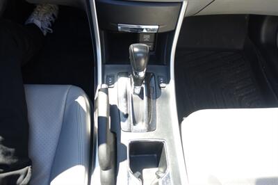 2013 Honda Accord EX-L V6   - Photo 19 - Newark, NJ 07104