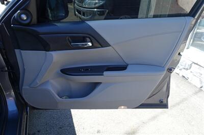 2013 Honda Accord EX-L V6   - Photo 15 - Newark, NJ 07104