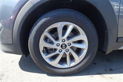 2018 Hyundai TUCSON SE - Photo 20 - Newark, NJ 07104