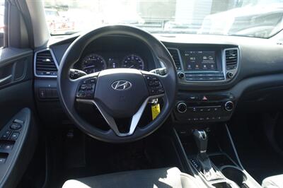 2018 Hyundai TUCSON SE - Photo 13 - Newark, NJ 07104