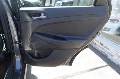 2018 Hyundai TUCSON SE - Photo 17 - Newark, NJ 07104