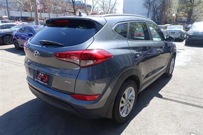 2018 Hyundai TUCSON SE - Photo 5 - Newark, NJ 07104