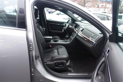 2009 Lincoln MKS   - Photo 14 - Newark, NJ 07104