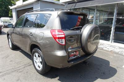 2012 Toyota RAV4   - Photo 6 - Newark, NJ 07104