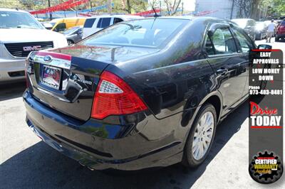 2010 Ford Fusion Hybrid   - Photo 8 - Newark, NJ 07104