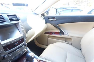 2008 Lexus IS   - Photo 22 - Newark, NJ 07104