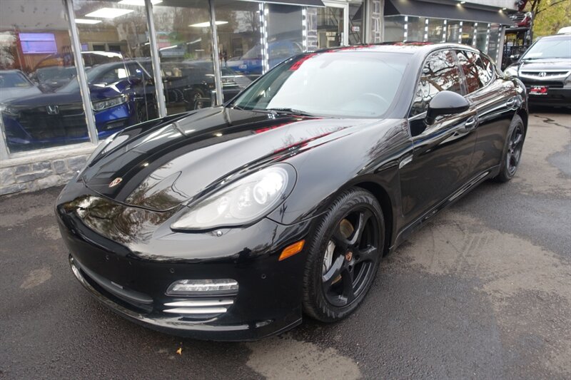 2013 Porsche Panamera 4S  