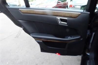 2011 Mercedes-Benz E 350 Luxury 4MATIC   - Photo 12 - Newark, NJ 07104