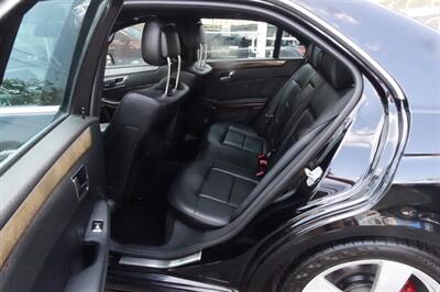 2011 Mercedes-Benz E 350 Luxury 4MATIC   - Photo 11 - Newark, NJ 07104