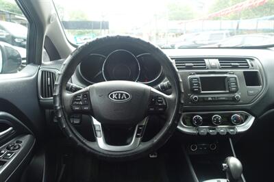 2012 Kia Rio EX   - Photo 13 - Newark, NJ 07104