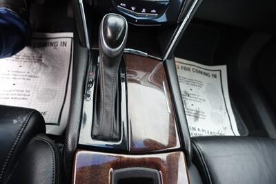 2013 Cadillac XTS 3.6L V6   - Photo 25 - Newark, NJ 07104