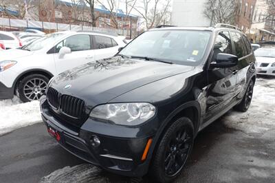 2012 BMW X5 xDrive35i   - Photo 1 - Newark, NJ 07104