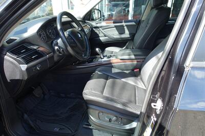 2012 BMW X5 xDrive35i - Photo 10 - Newark, NJ 07104