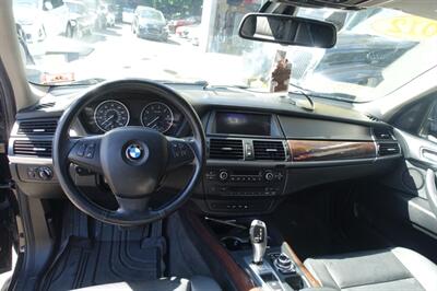 2012 BMW X5 xDrive35i - Photo 15 - Newark, NJ 07104