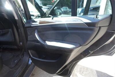 2012 BMW X5 xDrive35i - Photo 20 - Newark, NJ 07104