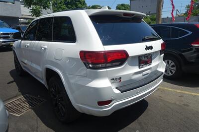 2017 Jeep Grand Cherokee Altitude   - Photo 6 - Newark, NJ 07104