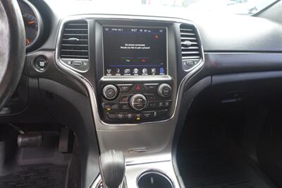 2017 Jeep Grand Cherokee Altitude   - Photo 18 - Newark, NJ 07104