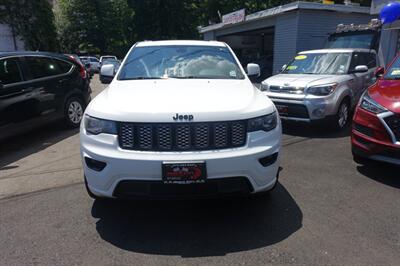 2017 Jeep Grand Cherokee Altitude   - Photo 2 - Newark, NJ 07104