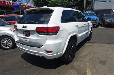 2017 Jeep Grand Cherokee Altitude   - Photo 5 - Newark, NJ 07104