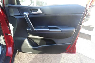 2022 Kia Sportage LX - Photo 15 - Newark, NJ 07104