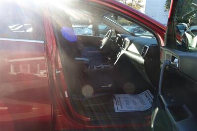 2022 Kia Sportage LX - Photo 14 - Newark, NJ 07104