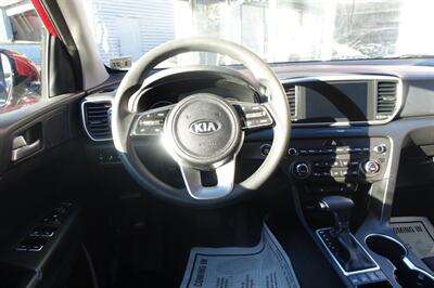 2022 Kia Sportage LX - Photo 13 - Newark, NJ 07104