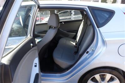 2013 Hyundai ACCENT GLS - Photo 11 - Newark, NJ 07104