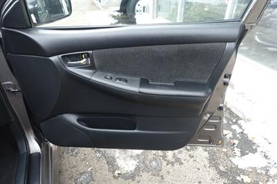 2004 Toyota Corolla LE   - Photo 15 - Newark, NJ 07104