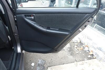 2004 Toyota Corolla LE   - Photo 17 - Newark, NJ 07104