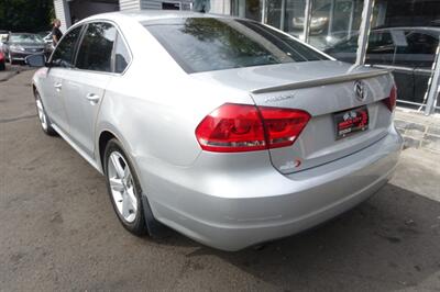 2015 Volkswagen Passat 1.8T S   - Photo 6 - Newark, NJ 07104