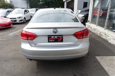 2015 Volkswagen Passat 1.8T S   - Photo 7 - Newark, NJ 07104
