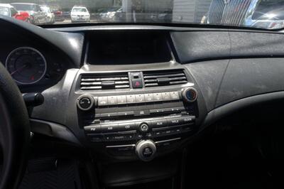 2010 Honda Accord EX   - Photo 16 - Newark, NJ 07104