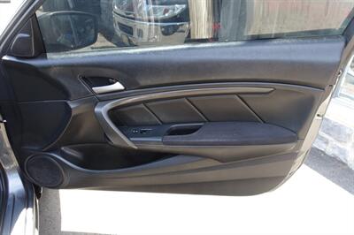 2010 Honda Accord EX   - Photo 14 - Newark, NJ 07104