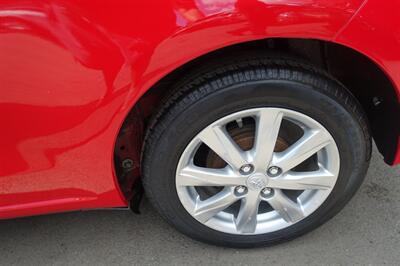 2015 Toyota Yaris 3-Door LE - Photo 21 - Newark, NJ 07104