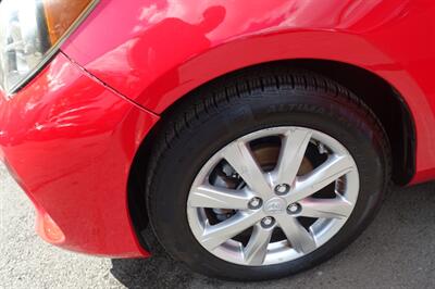 2015 Toyota Yaris 3-Door LE - Photo 20 - Newark, NJ 07104