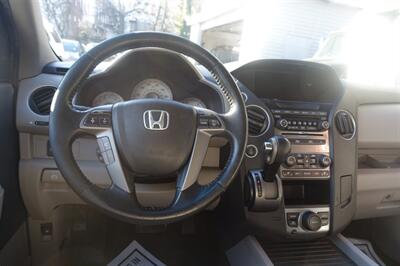 2012 Honda Pilot EX-L w/DVD   - Photo 13 - Newark, NJ 07104