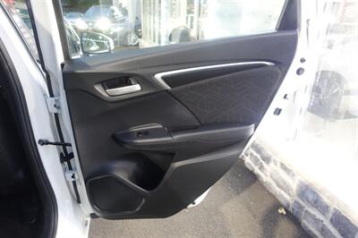2015 Honda Fit EX-L   - Photo 17 - Newark, NJ 07104