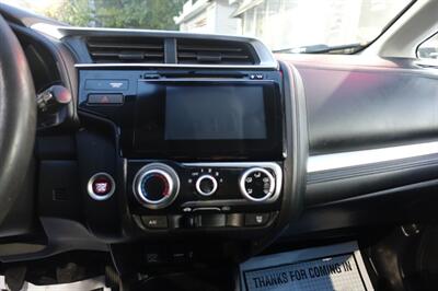 2015 Honda Fit EX-L   - Photo 18 - Newark, NJ 07104