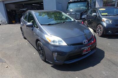 2014 Toyota Prius   - Photo 3 - Newark, NJ 07104