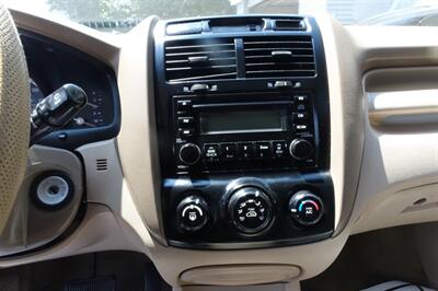 2006 Kia Sportage LX   - Photo 18 - Newark, NJ 07104