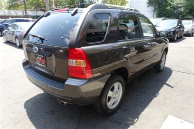 2006 Kia Sportage LX   - Photo 8 - Newark, NJ 07104