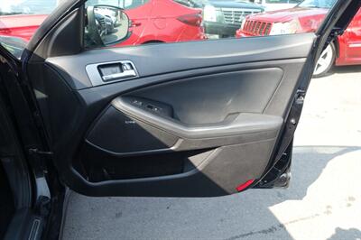 2012 Kia Optima SX Turbo   - Photo 15 - Newark, NJ 07104