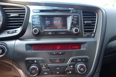 2012 Kia Optima SX Turbo   - Photo 18 - Newark, NJ 07104