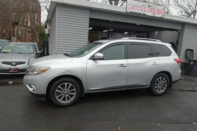 2013 Nissan Pathfinder SL - Photo 4 - Newark, NJ 07104